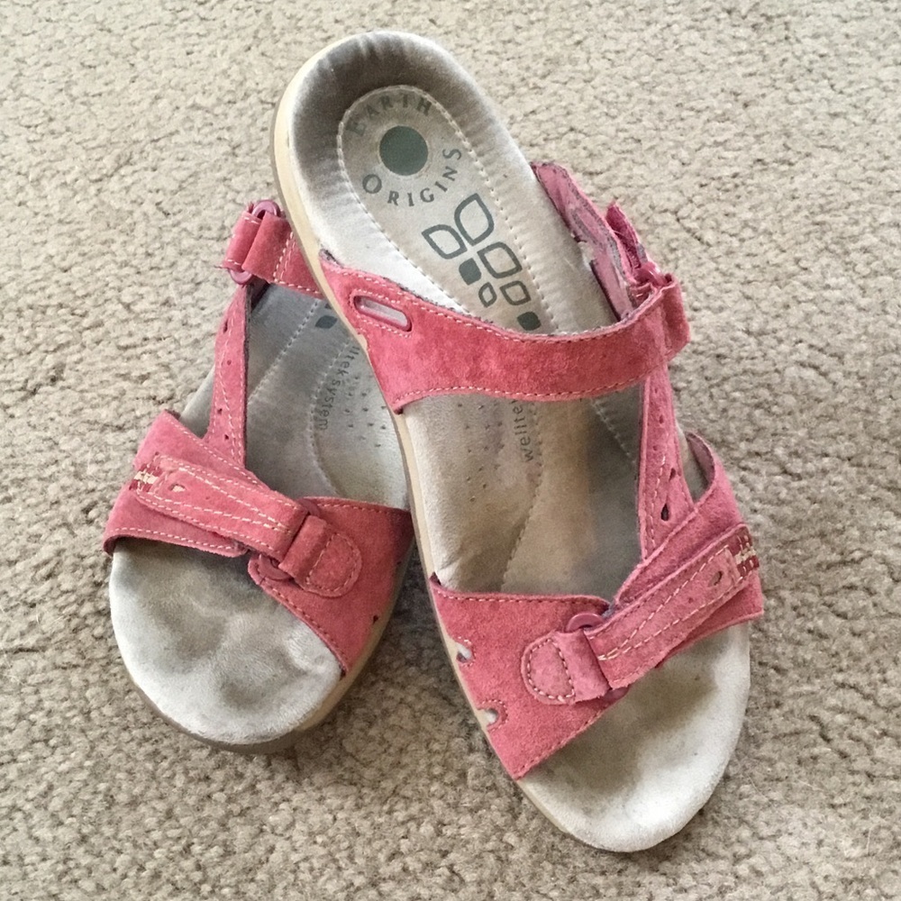 Earth Origins Size 8 Pink/Red Sandals Athletic Comfort